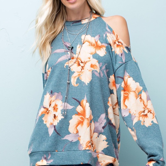 Cold Shoulder Floral Print Top - Picture 2 of 5